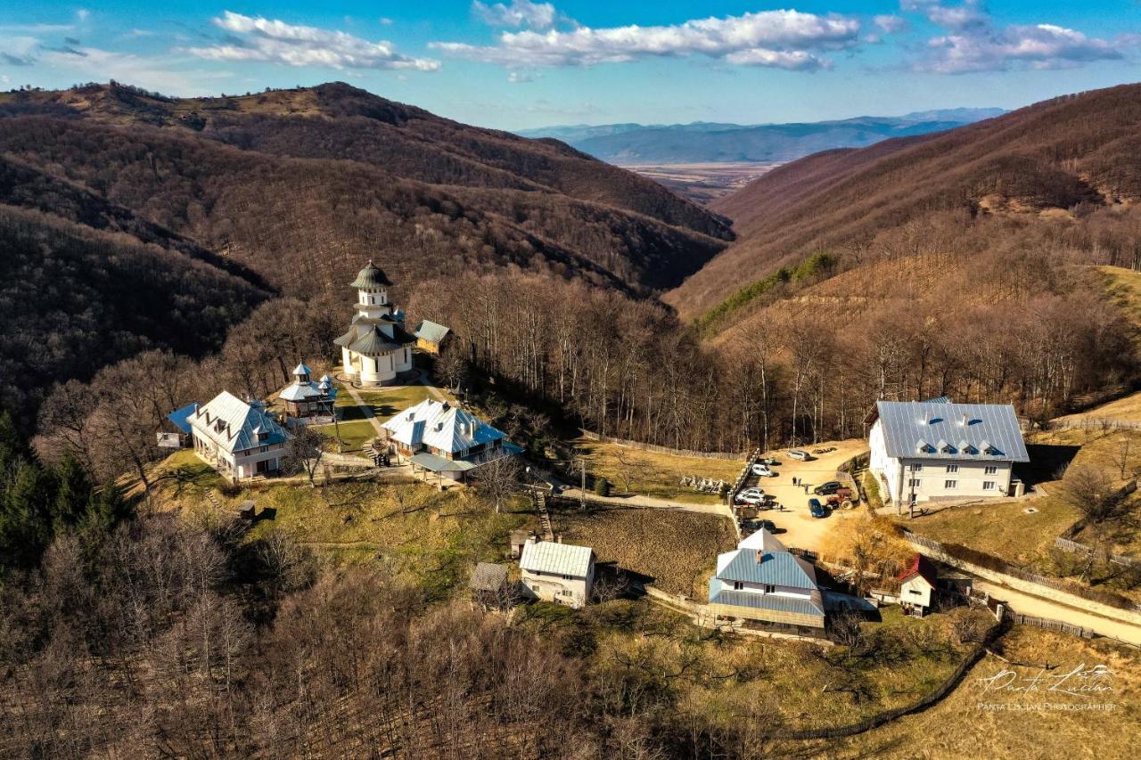 Casa Micutu Si Lya Villa Strungari Exterior foto